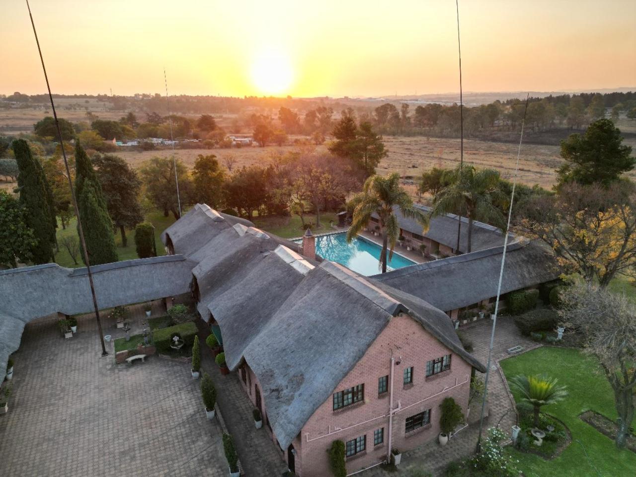 Owls Loft Guest House Midrand Dış mekan fotoğraf