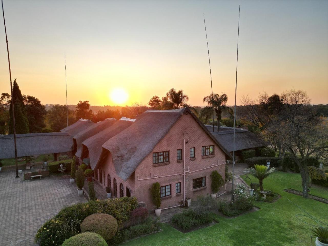 Owls Loft Guest House Midrand Dış mekan fotoğraf